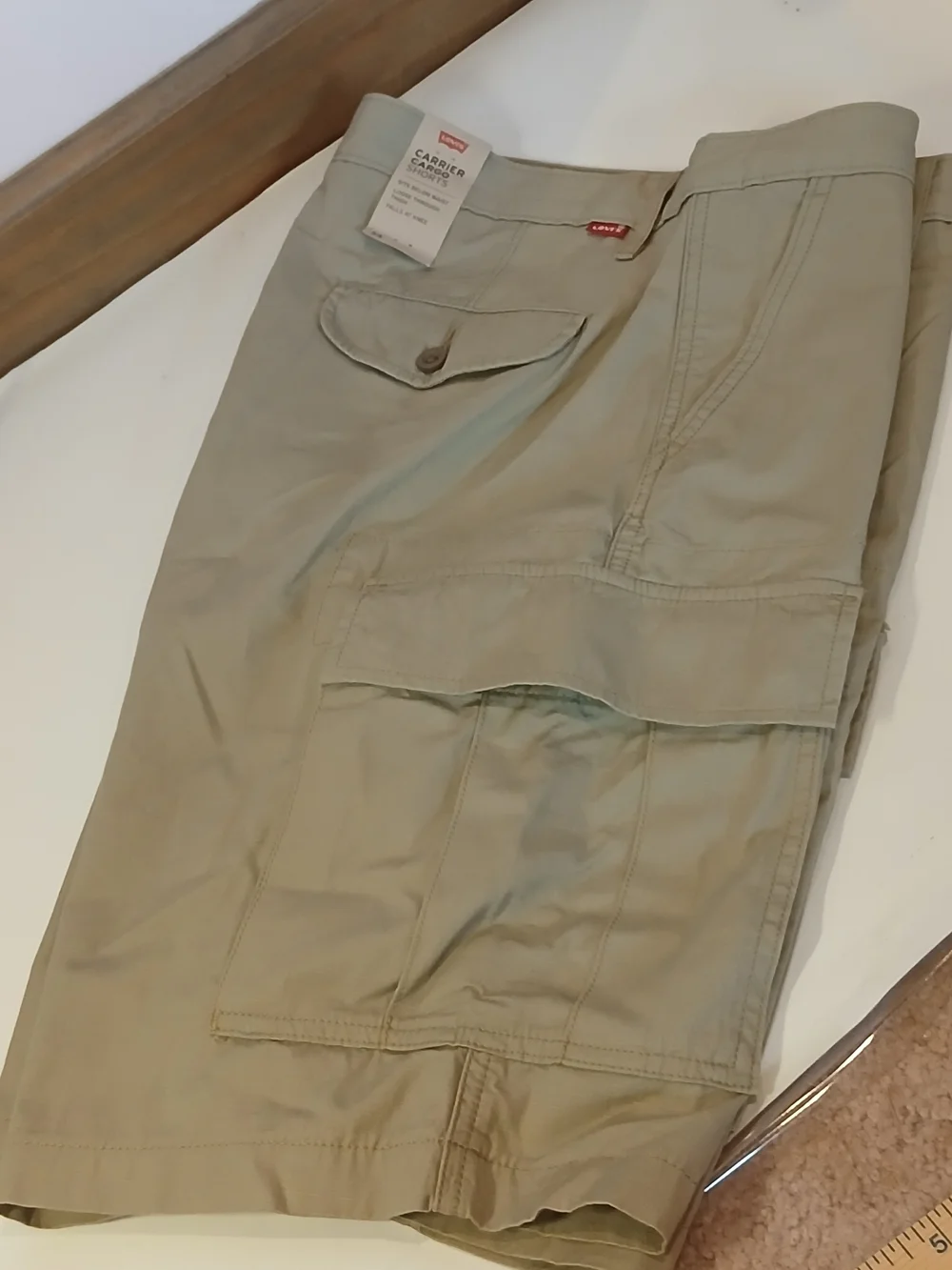 NWT Levi's Men's Cargo Shorts - Tan 34